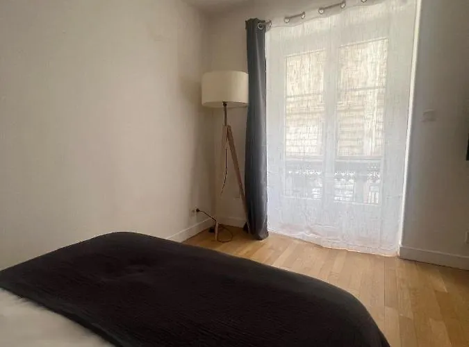 Your Cosy Sacre-coeur ! *